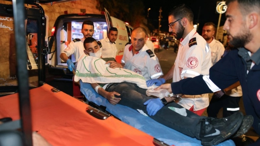 Cảnh sát Israel đụng độ với người  Palestine ở Jerusalem, gần 170 người bị thương